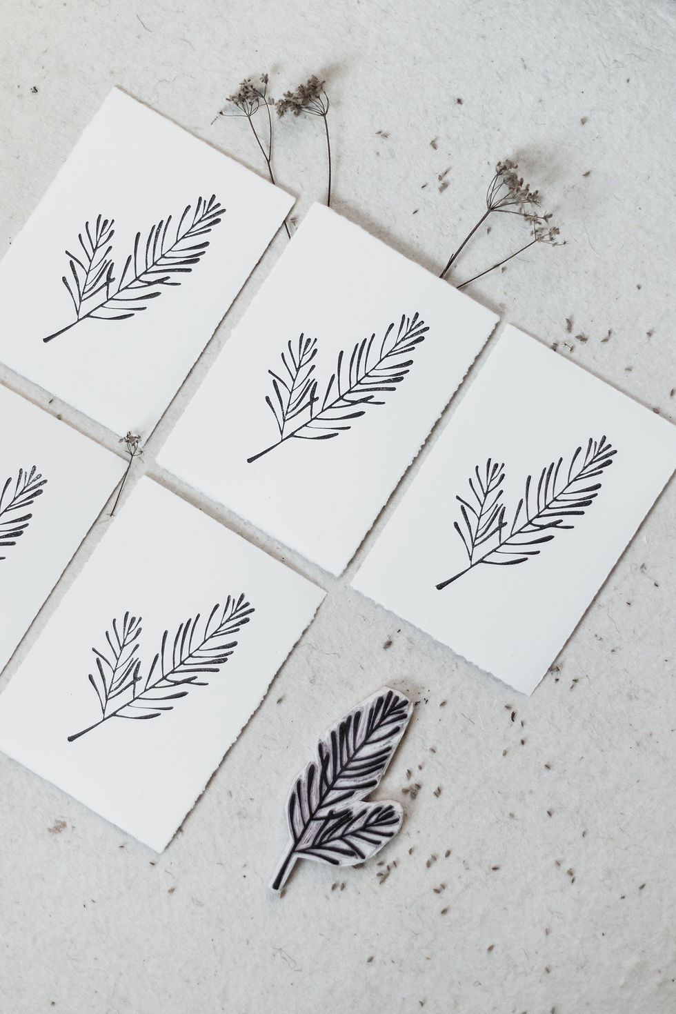 Thumbnail: 5 Christmas cards | white