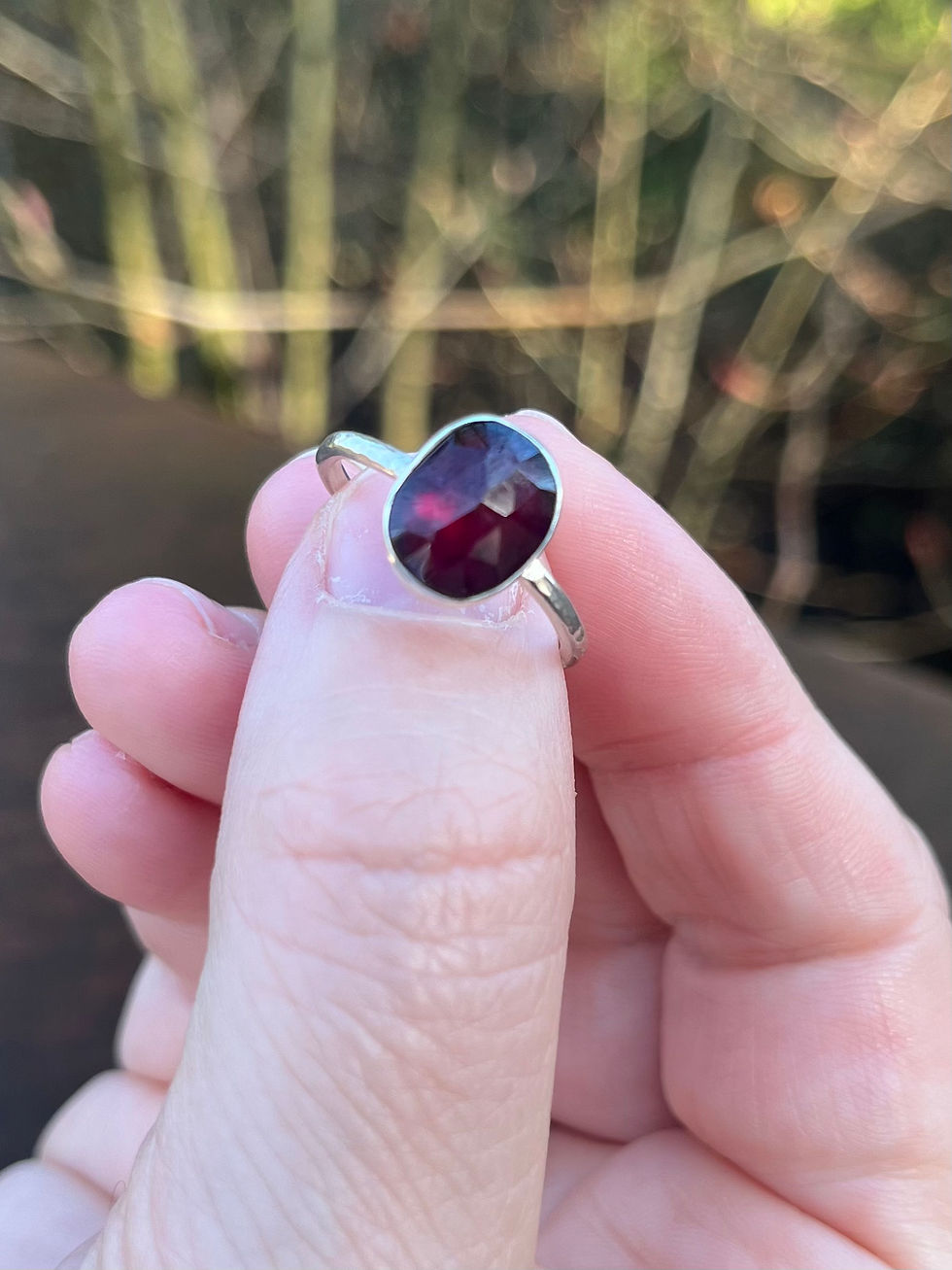 Thumbnail: Garnet ring Size 7.5