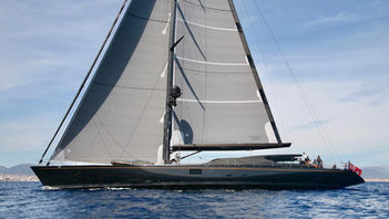 LUX YACHT ''ZALMON'' : ΣΤΗΝ ΚΑΒΑΛΑ ΑΛΛΟ ΕΝΑ ΣΟΥΠΕΡ ΛΟΥΞ ΙΣΤΙΟΦΟΡΟ