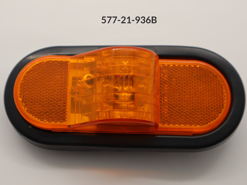 Mid Turn Light Amber Lens 9 LEDS Oval with gasket / cable 6