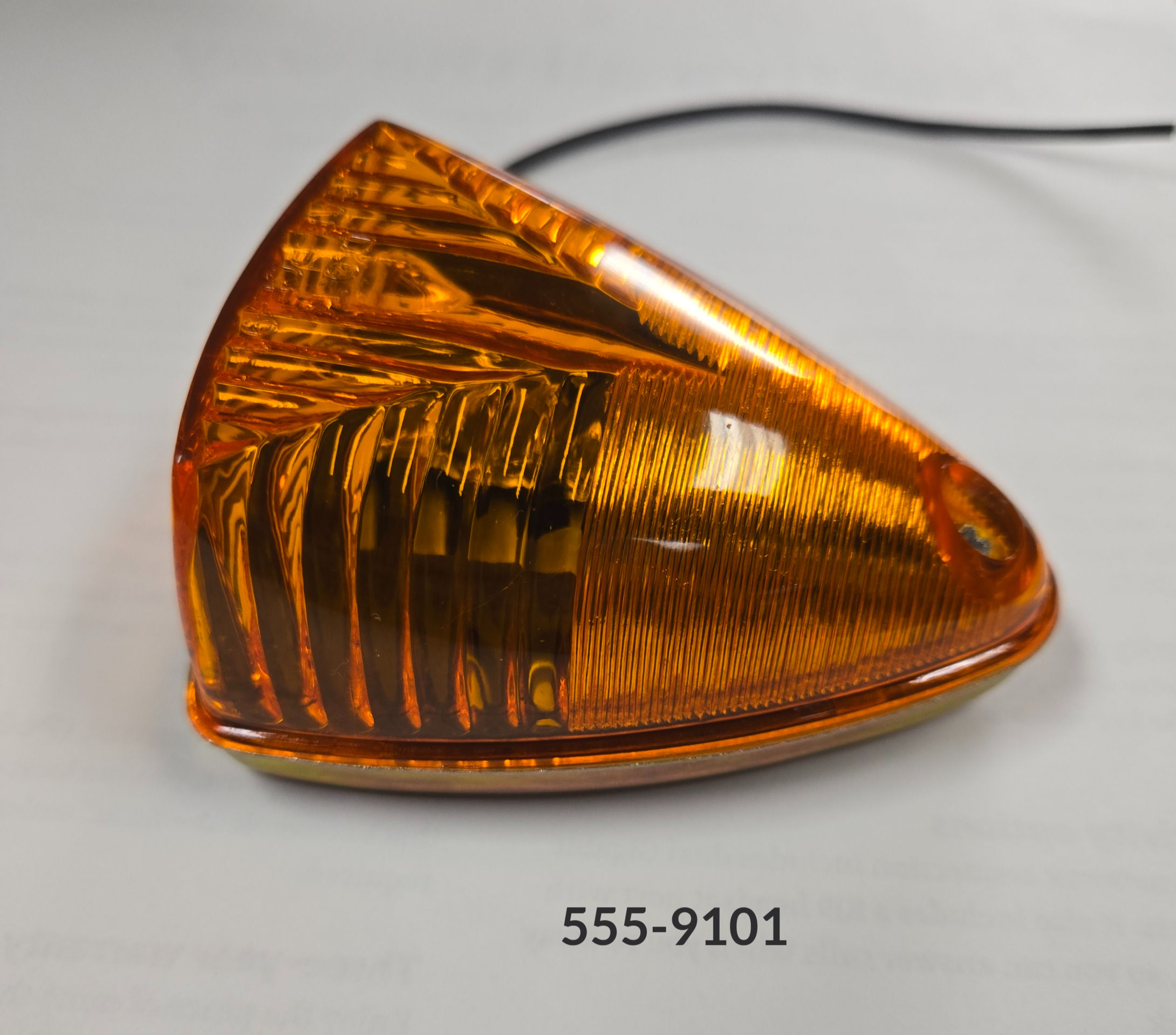 Cab Marker - Triangle - External Mount - Amber Incandescent
