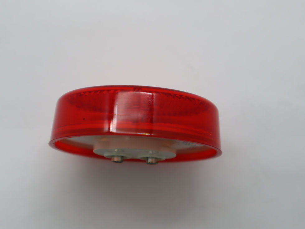 Miniatura: Clearance Marker-Puck style Surface Mount  Red Reflex Lens 2 1/2" Diameter x 5/8