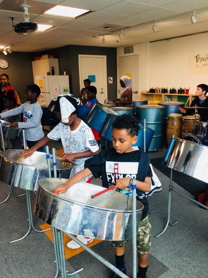 37199699_1030038423828390_50767245902442