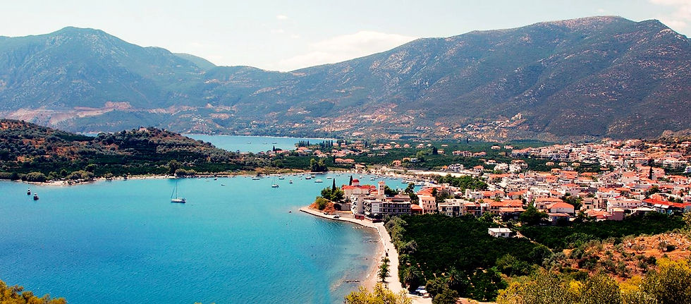 שני המפרצים של אפידאורוס במבט מהעביר