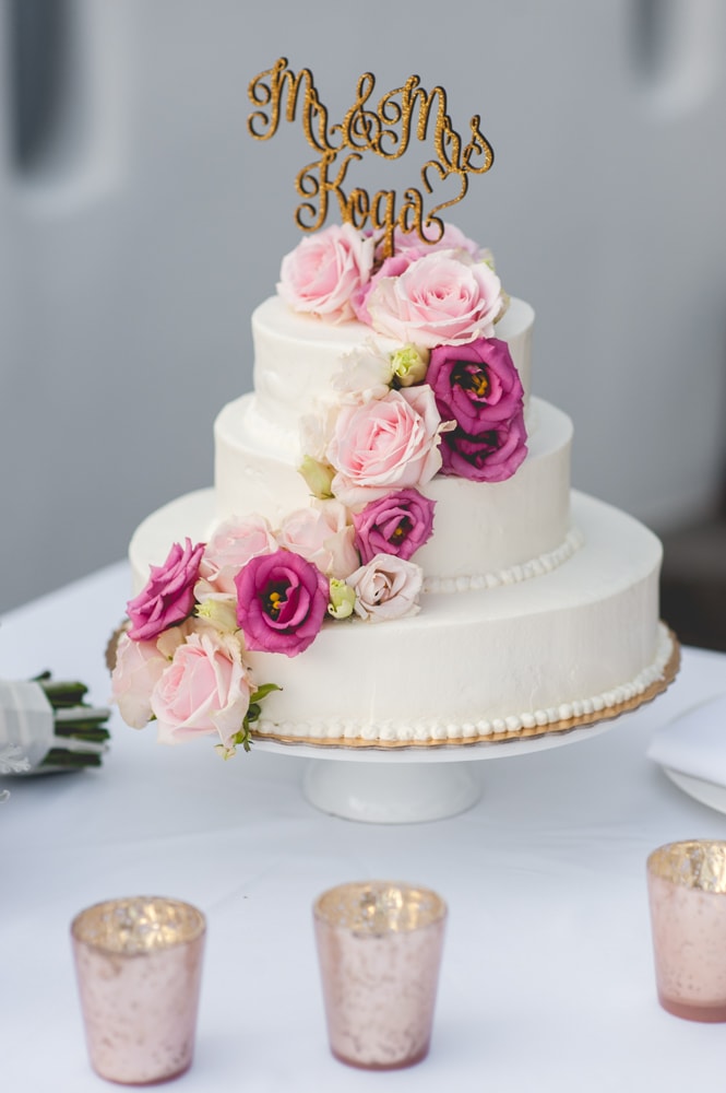 Alluring-wedding-in-santorini-34-min