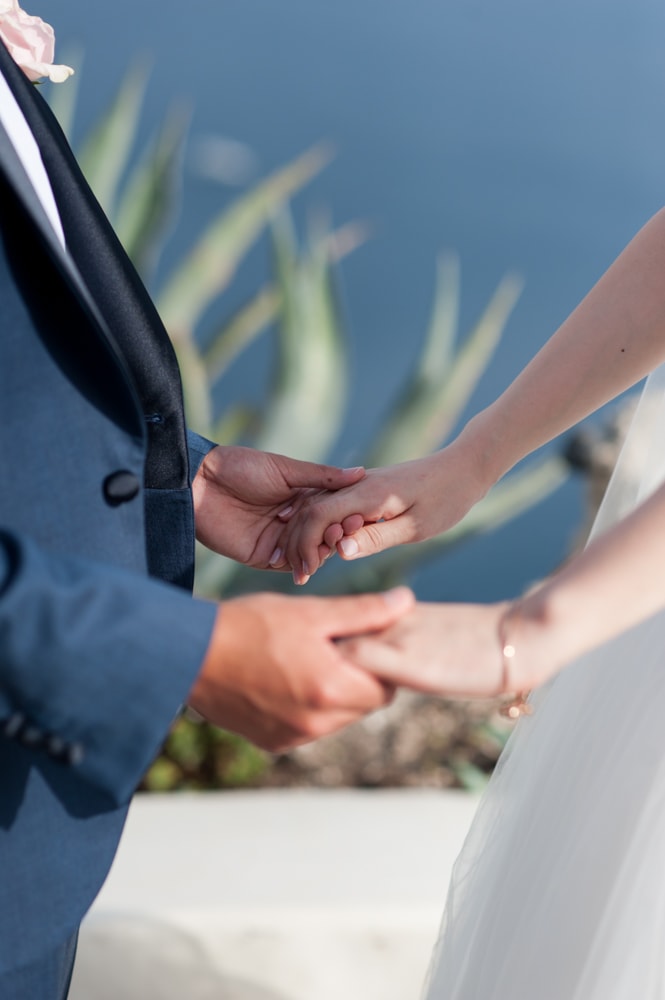 Alluring-wedding-in-santorini-26-min