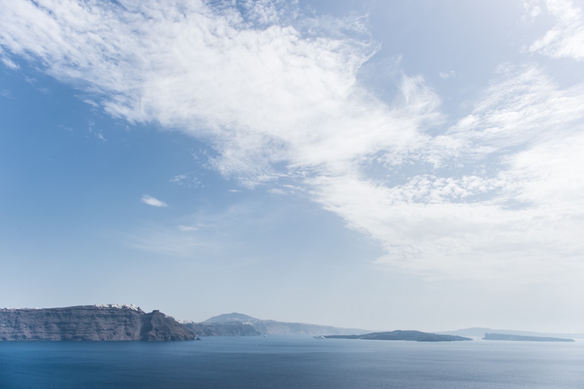 Alluring-wedding-in-santorini-2-min