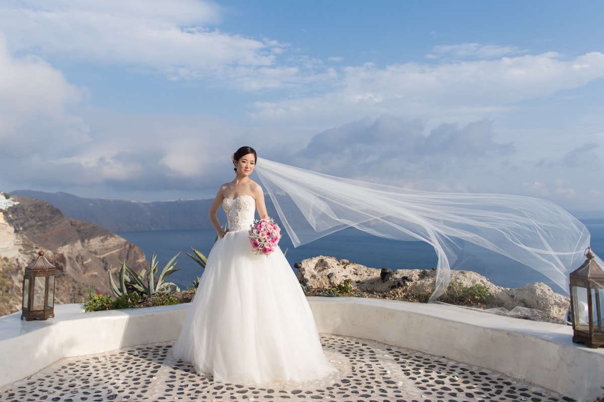 Alluring-wedding-in-santorini-31-min