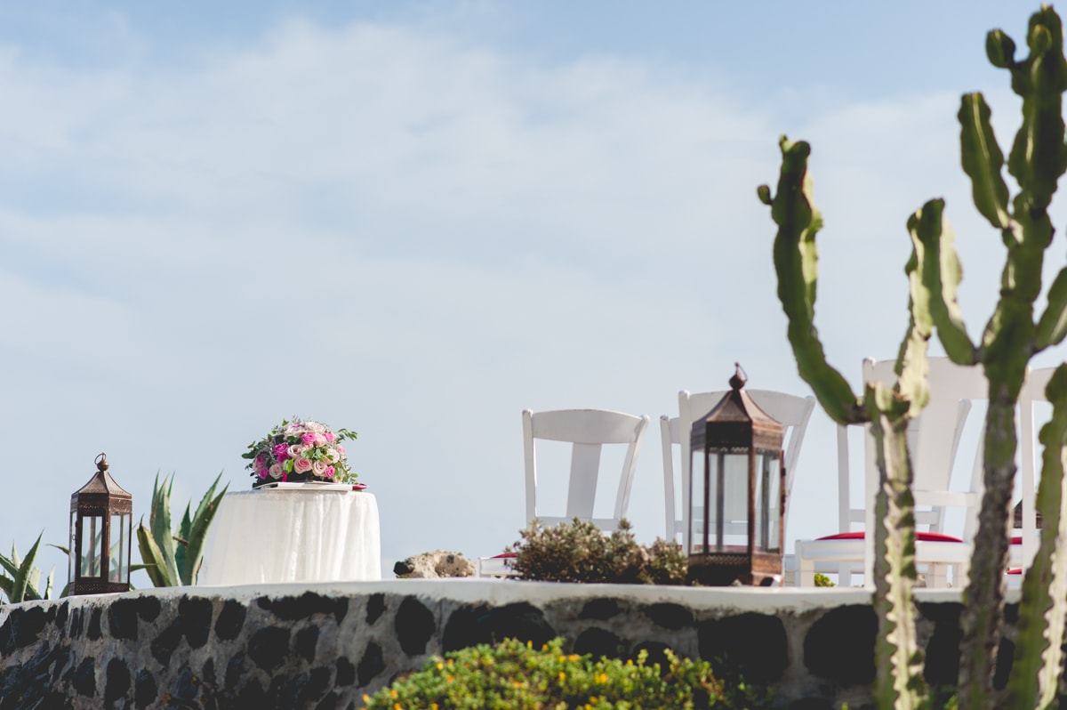 Alluring-wedding-in-santorini-19-min