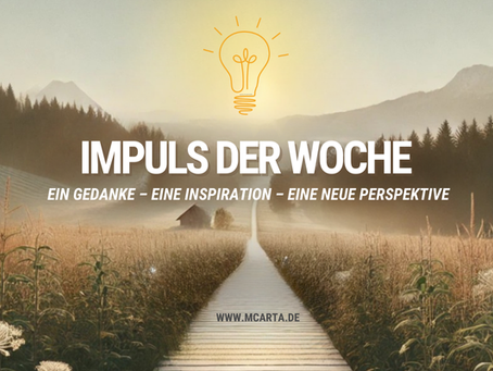 Notizbuch, Teetasse und ruhige Morgenstimmung – Symbol für den Impuls der Woche: ein klarer, psychologischer Wochenimpuls für mentale Stärke.