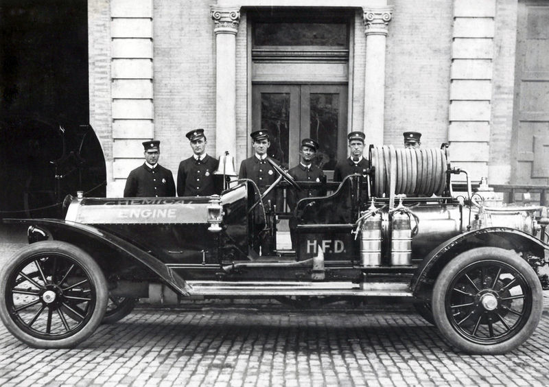 1925 Chemical Truck outsidie Central Station.jpg