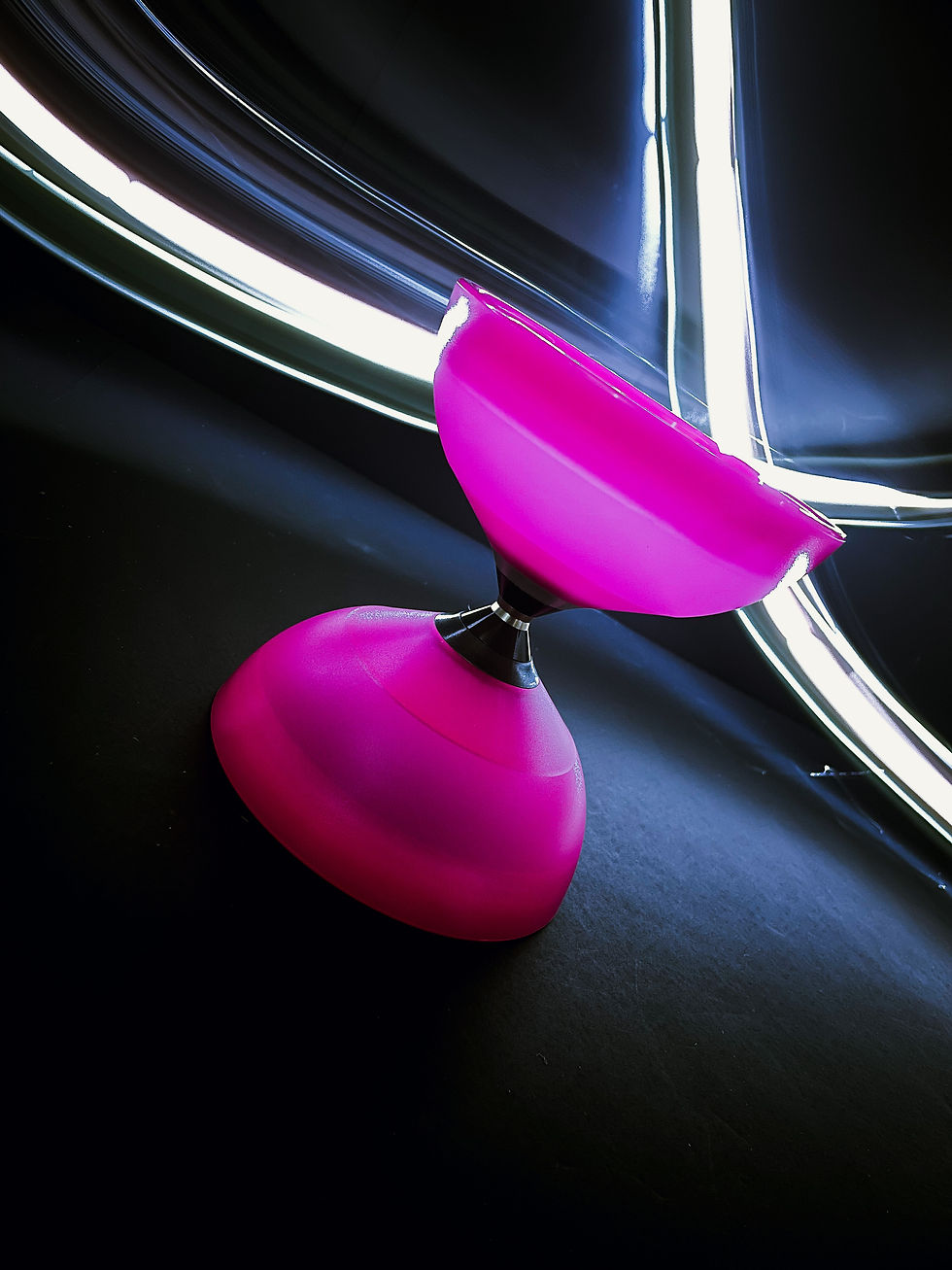 Thumbnail: Pink Magforce Diabolo