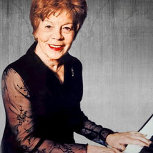Madame Lise Wathier Manouvrier