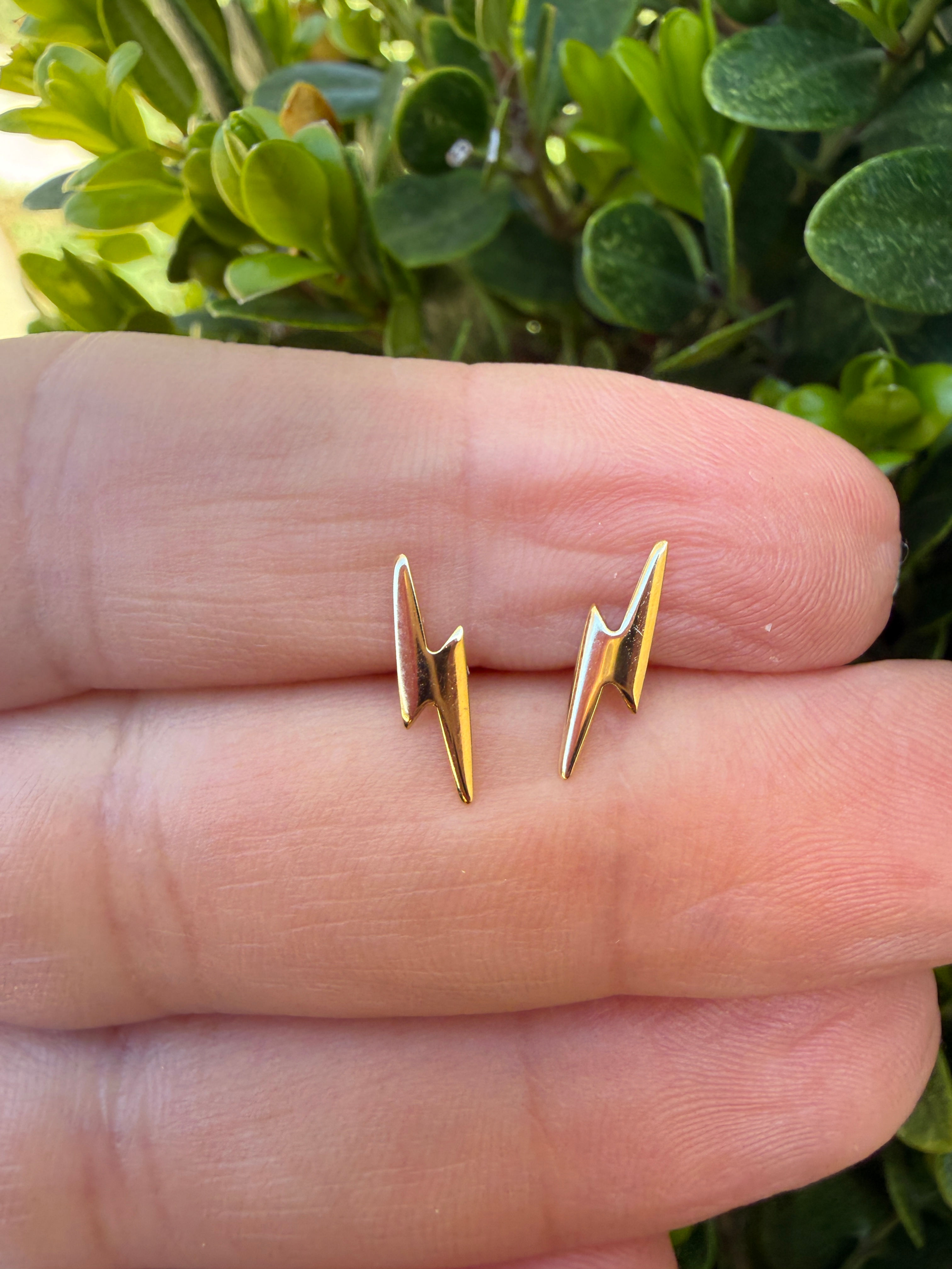14k Gold Lightning Bolt Stud