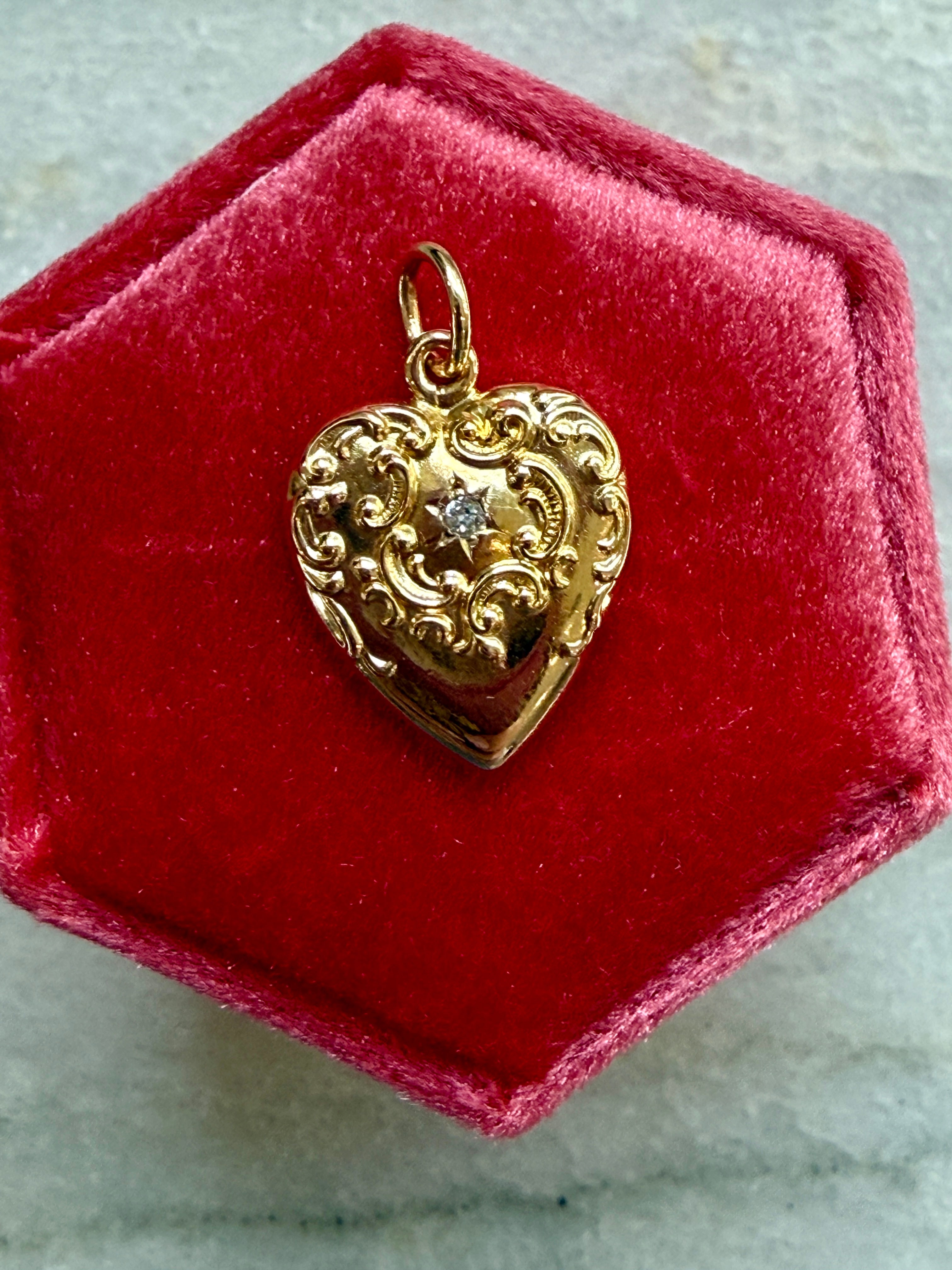 Antique 14k Gold Heart Pendant