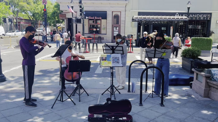 Performance photo