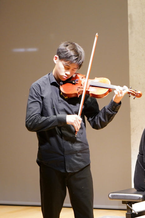 Performance photo