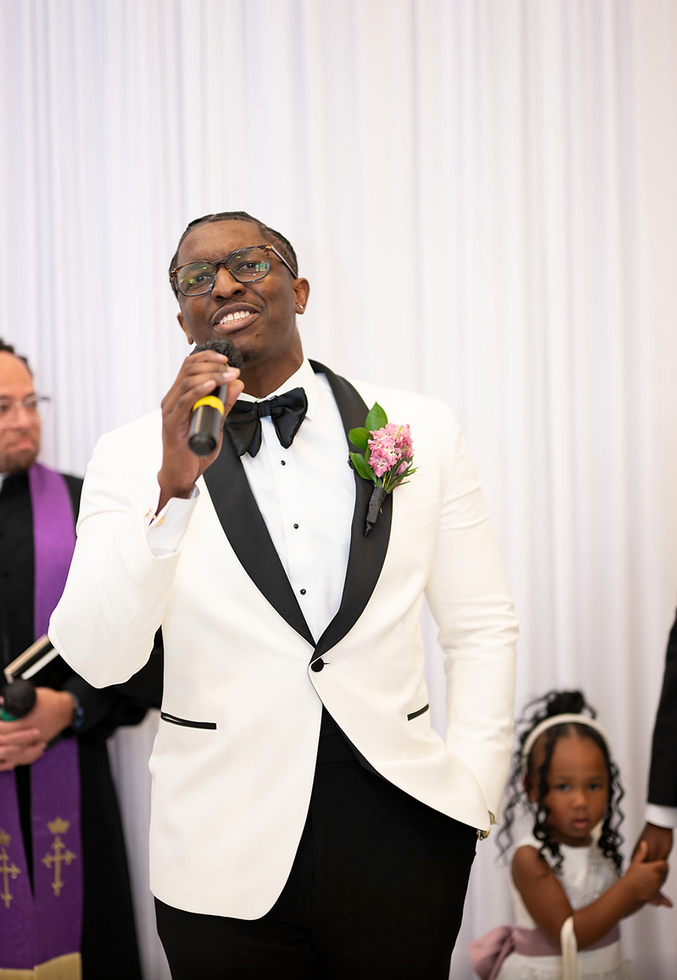 groom at wedding ceremony