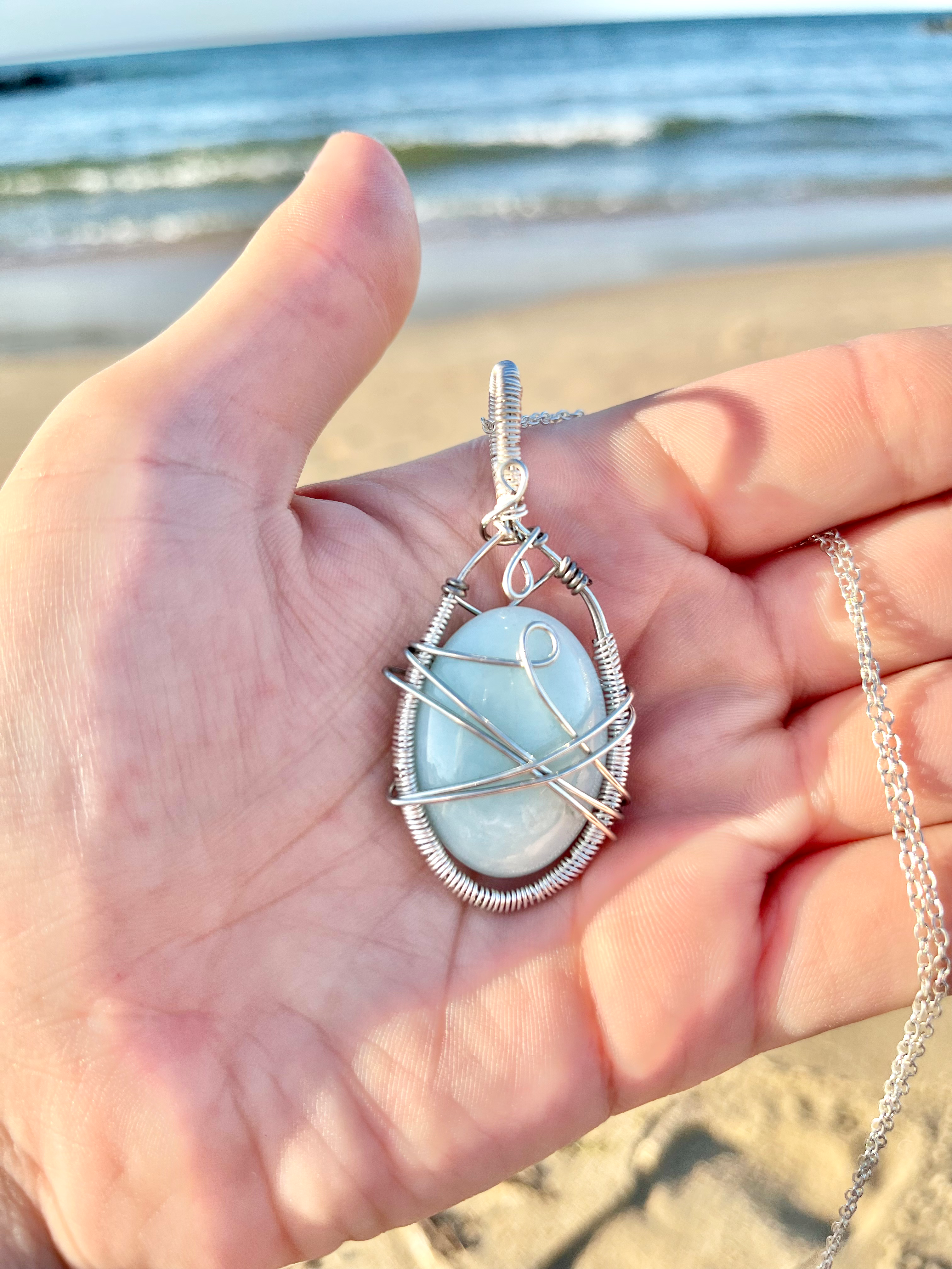 Aquamarine Pendant Necklace in Silver