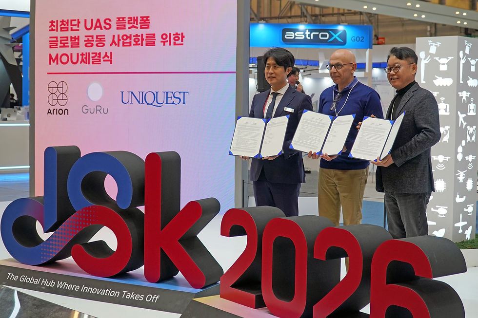 [사진]Arion, 유니퀘스트, GuRu 3자 MOU 체결(Arion 김용덕 대표이사 - GuRu CEO  Narbeh Derhacobian - 유니퀘스트 And