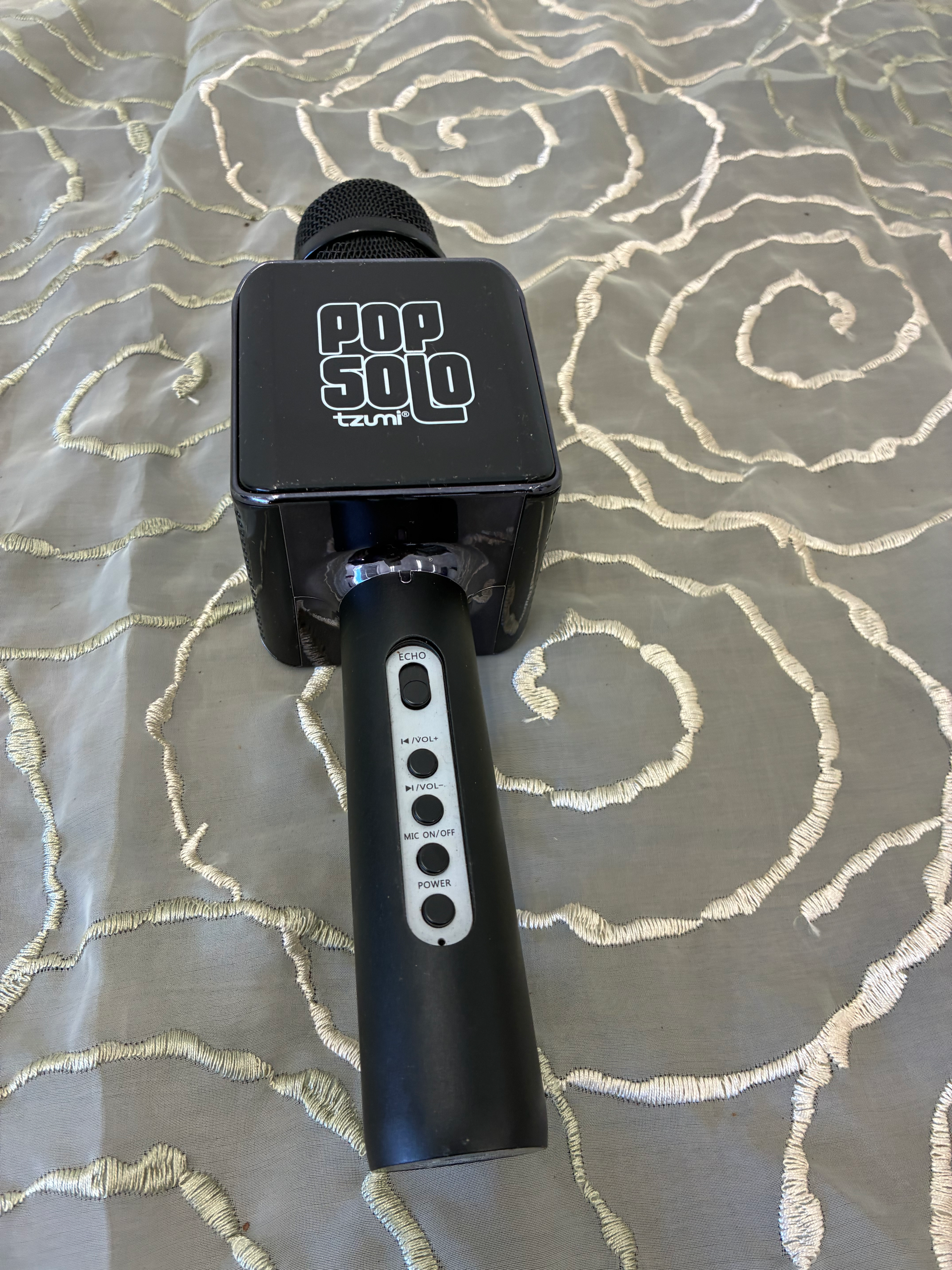 Tzumi Pop Solo Bluetooth Karaoke Microphone – Works Great!