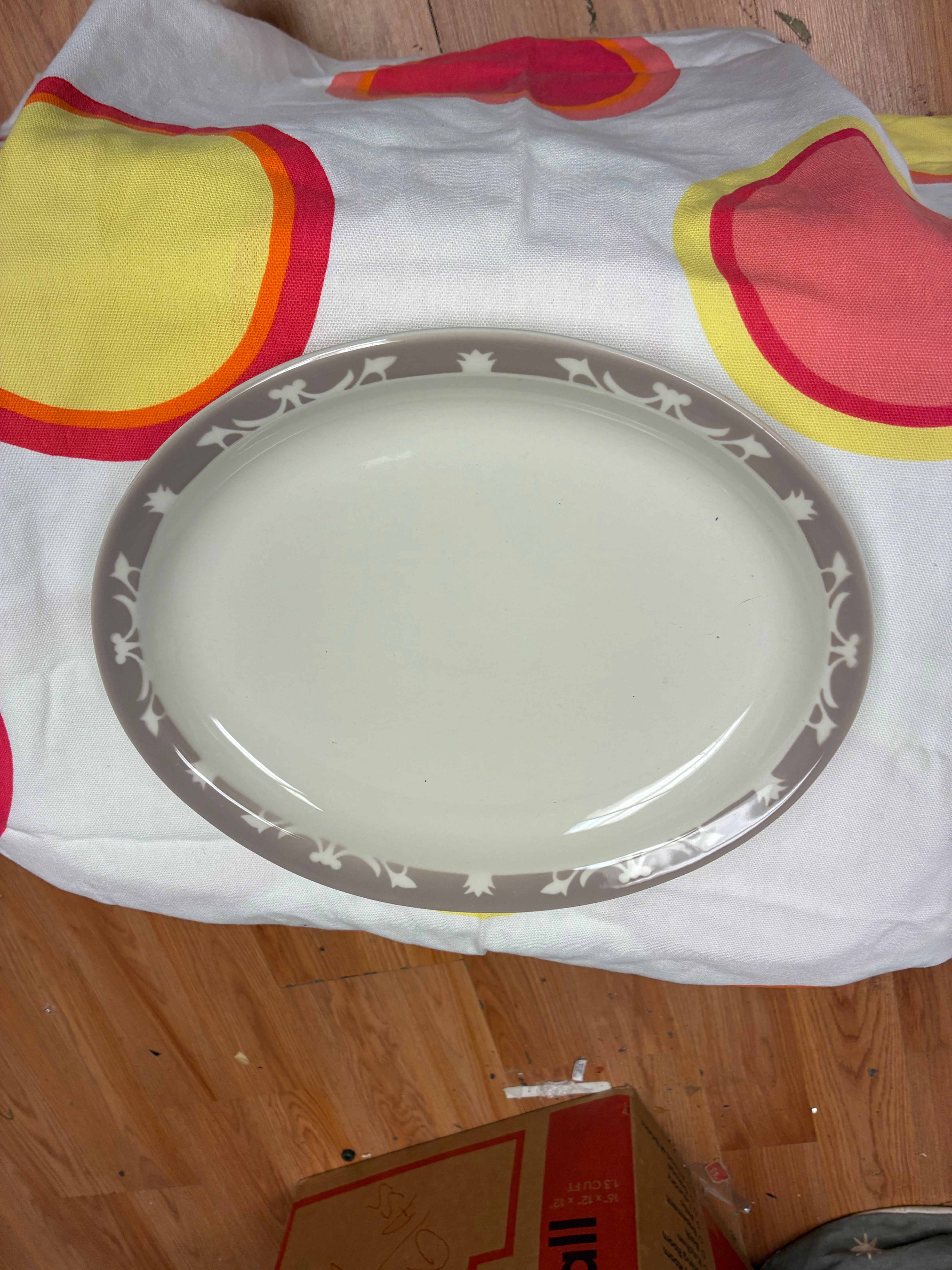 Syracuse China USA Oval Platter – Vintage Restaurant Ware – Gray Vine Border