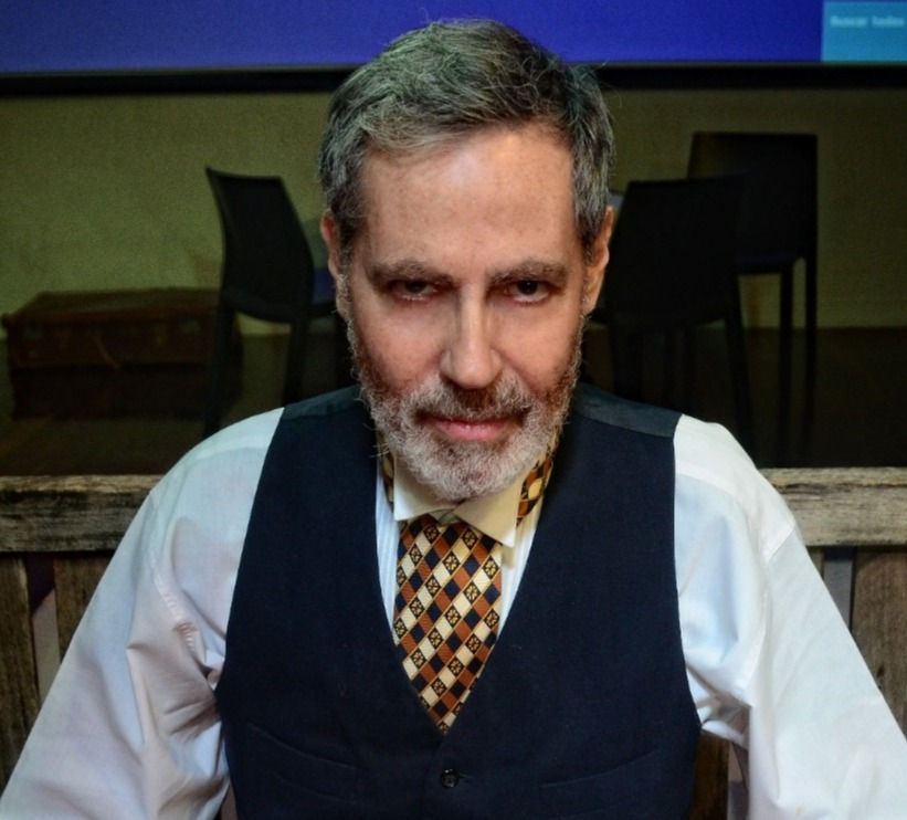 CARLOS SCORNIK