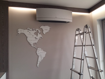 Planisfero in legno montefiore design.jpeg