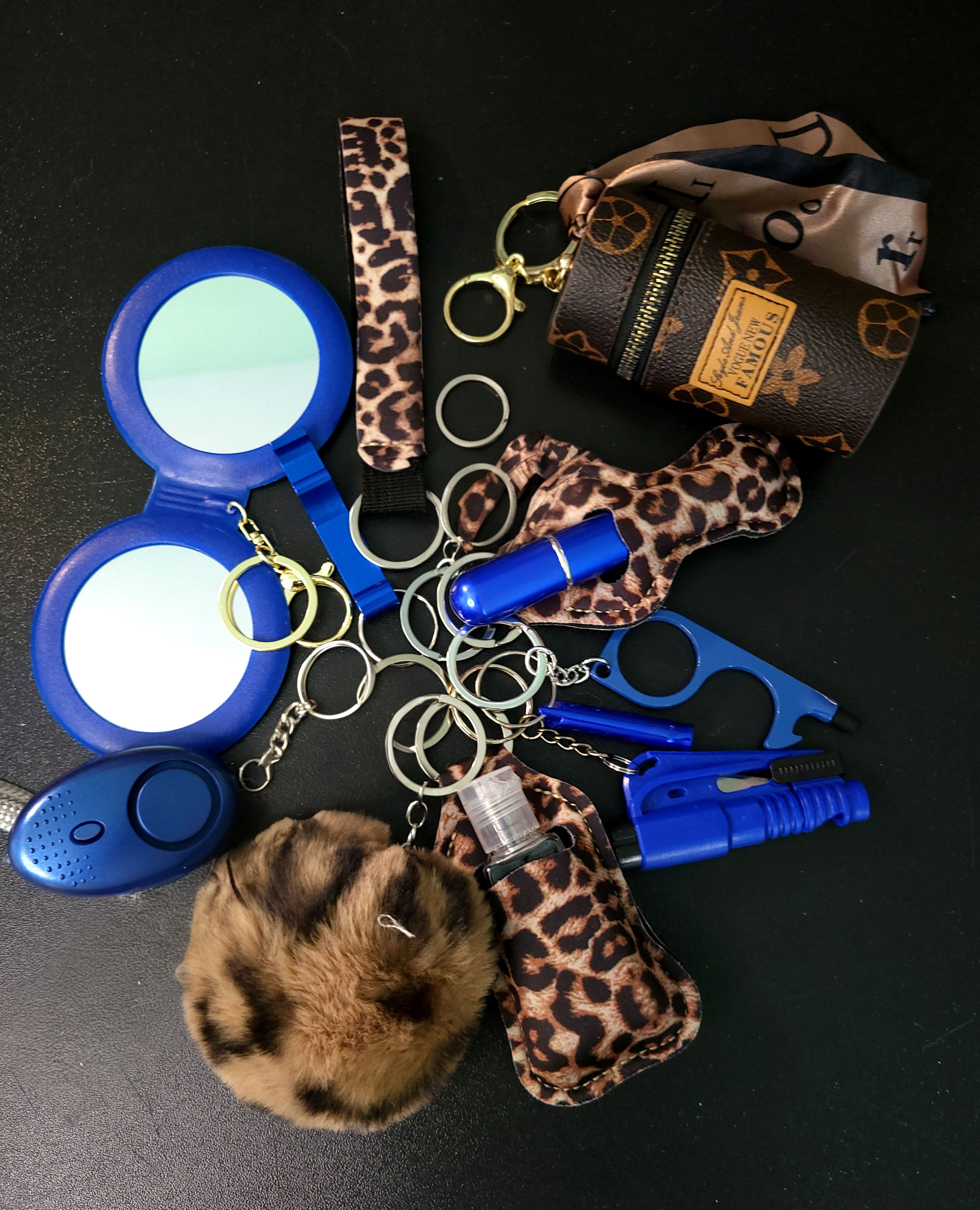 🐆✨ Kit d’Accessoires "Wild & Blue" – Style et Fun au Bout des Doigts.