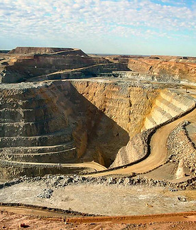 Kalgoorlie_The_Big_Pit_DSC04498.jpeg