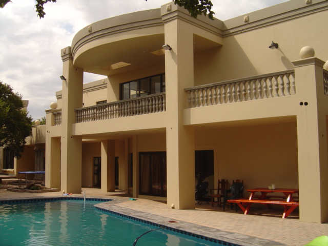 HOUSE ALBERTON