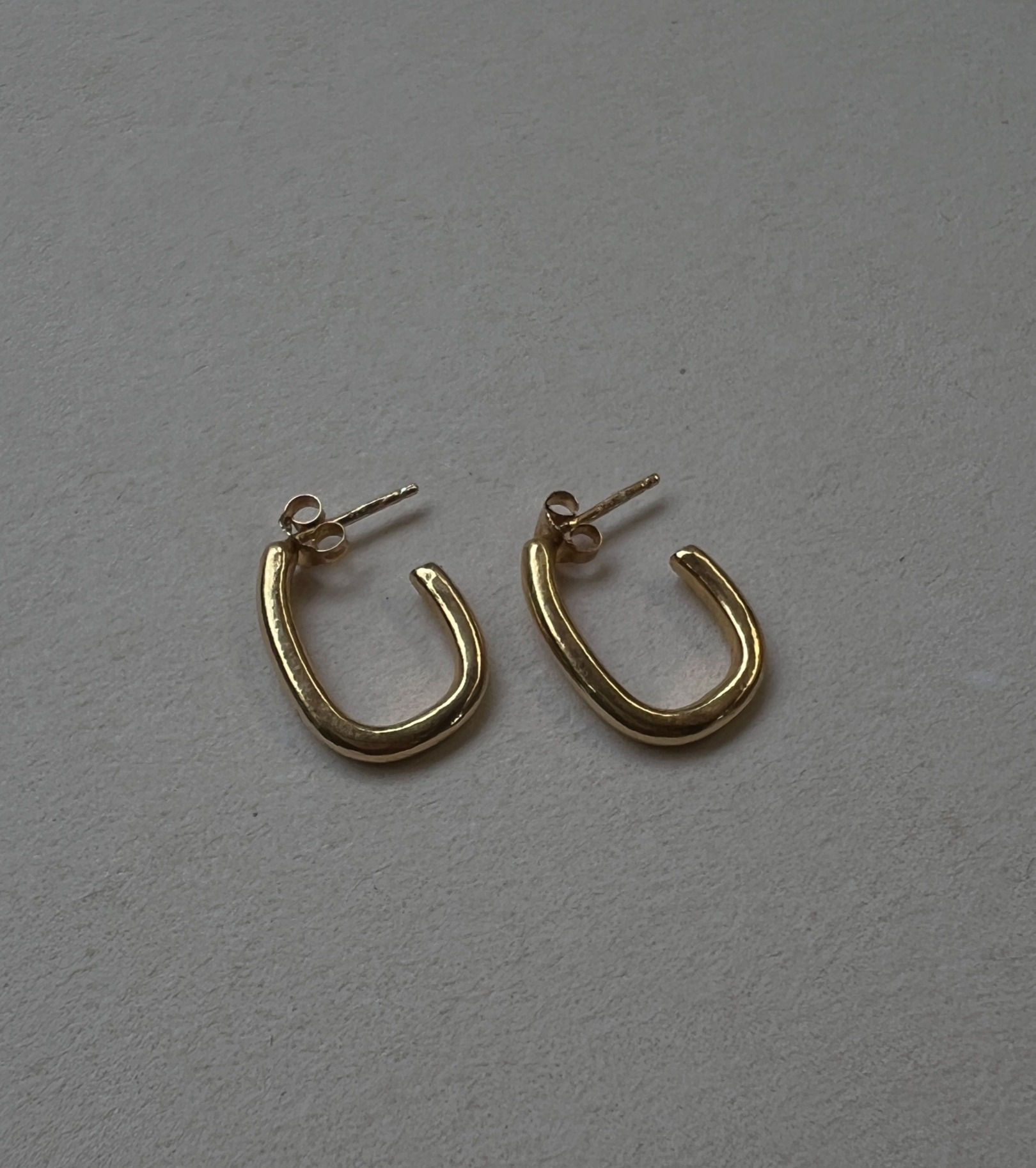 Carol gold earrings