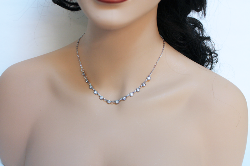 Thumbnail: Simple Elegant Necklace