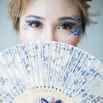 Lady in Blue 2