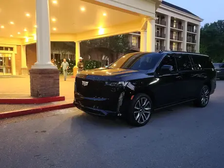 Premium Corporate Chauffeur Limo Service for Executive Travel