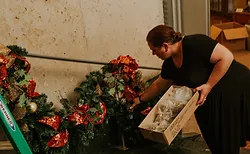 About Idesign Interiors Holiday Decorator Rent Christmas Decor