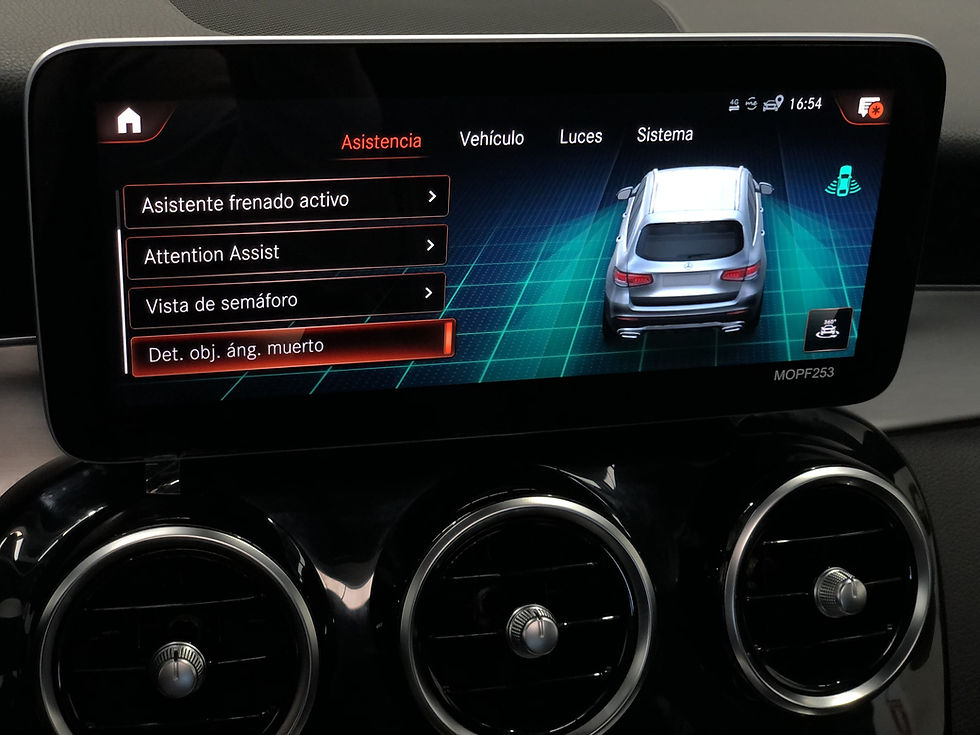 Miniatura: MB GLC 200D 4MATIC AMG LINE