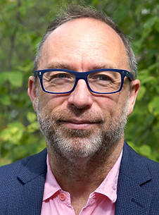 Jimmy_Wales_-_August_2019_(cropped).jpg
