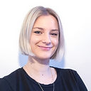 Gosia – social media specialist explaining benefits of Xpandr courses