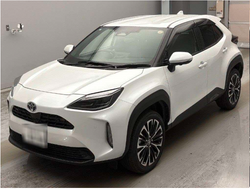 YARIS CROSS