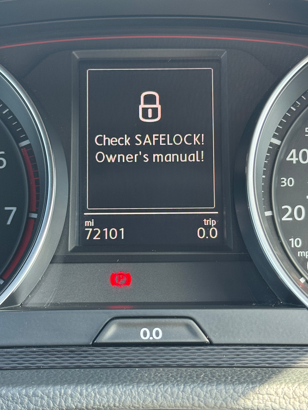 Thumbnail: 2014 Volkswagen Golf Gti performance 