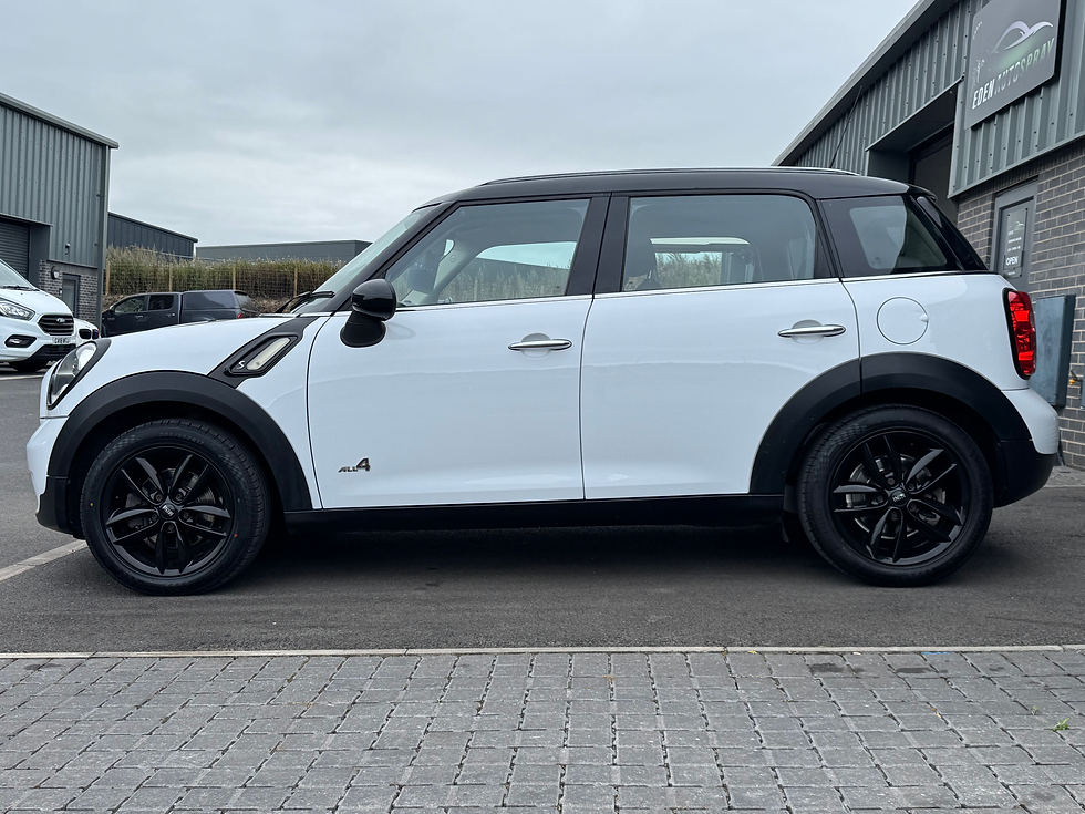 Thumbnail: 2011 Mini Countryman Cooper D