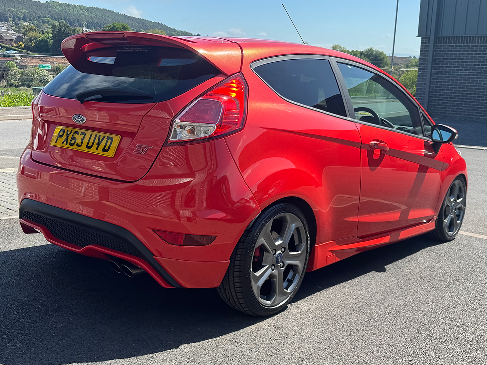 Thumbnail: 2014 Ford Fiesta St-2