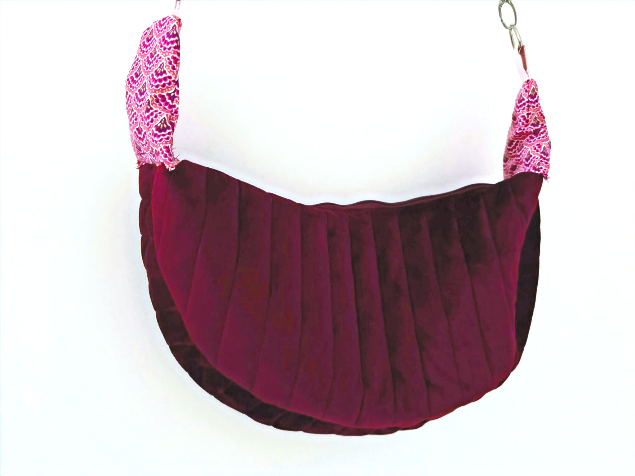 Sac demi-lune fait main - tendance et élégant