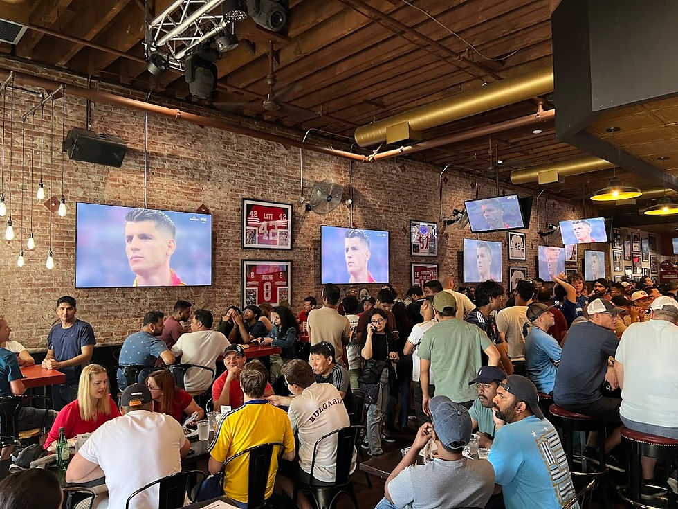 The-Brit-Sports-Pub-Patio_a1d0fe6a63bb12de929506184418cfa2.jpg