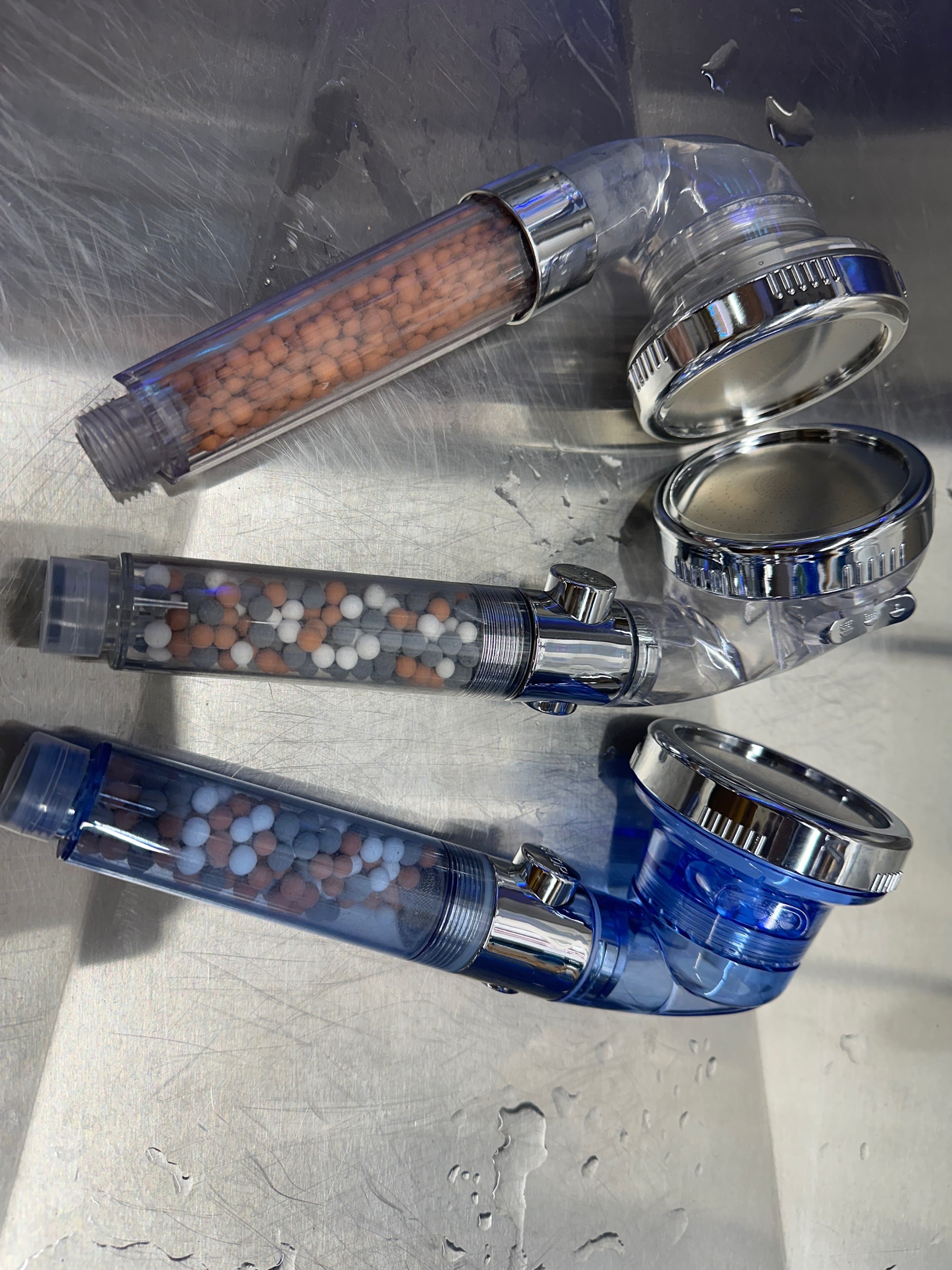 Ionic showerhead small