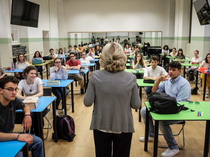 Come (non) funziona la scuola oggi