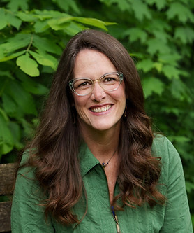 Headshot CarrieDM-71 - Full Res.jpg