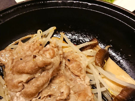 豚肉とモヤシのレタス巻き