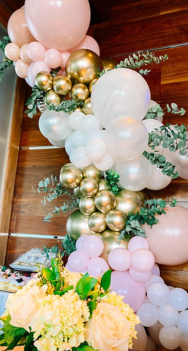 balloon arch.jpg